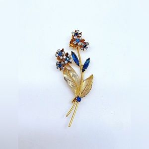 Vintage Blue & Clear Rhinestone Gold Flower Broach That “Jiggles”,  Circa 1960’s